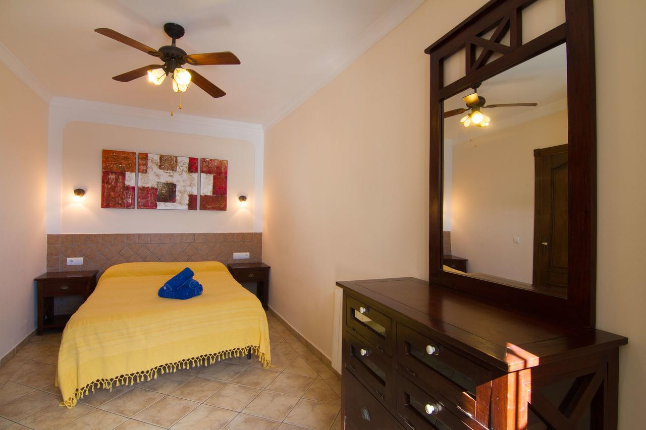 Appartamento Carabeo 72 Menyber Nerja Esterno foto