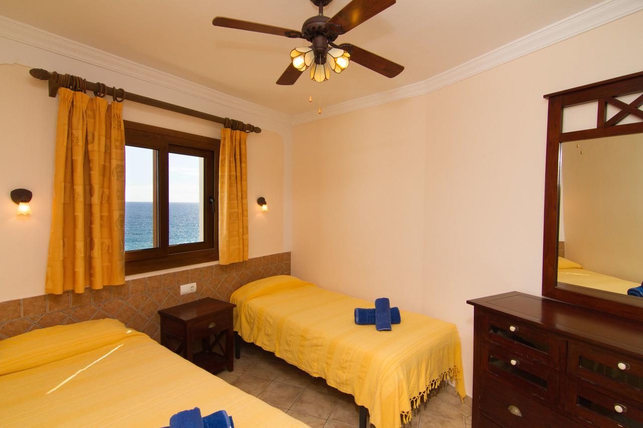 Appartamento Carabeo 72 Menyber Nerja Esterno foto